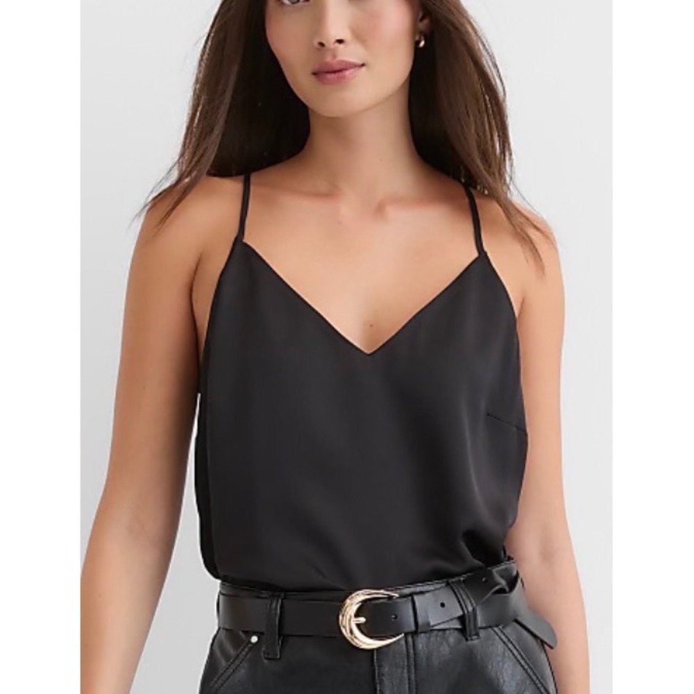 LOFT Outlet NWT  Womens Black V-Neck Spaghetti Strap Camisole Top Size M